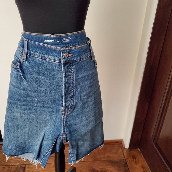 NWT Old Navy Shorts Size 20 - Picture 3 of 6